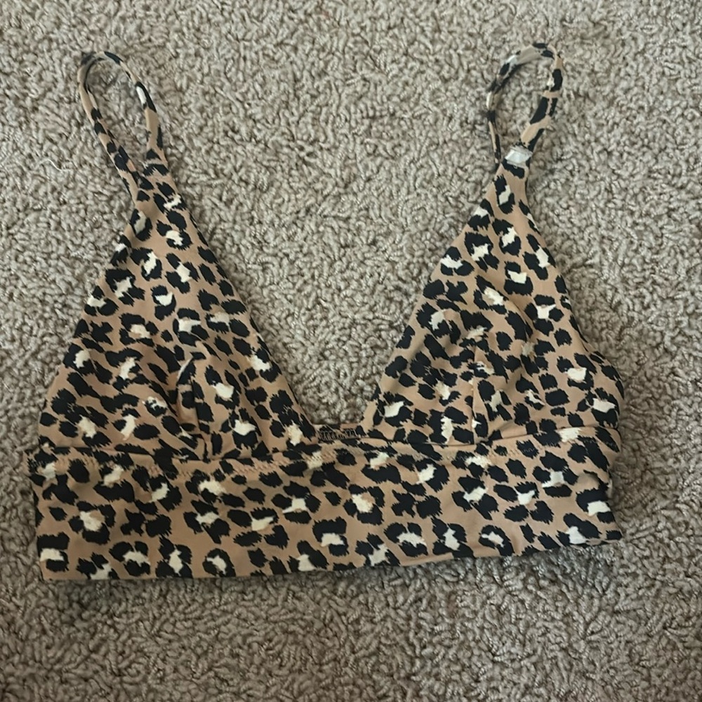 Aerie Cheetah print Swim top!